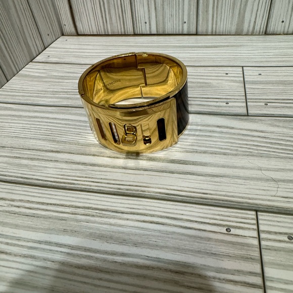 Michael kor bangle - Picture 12 of 12